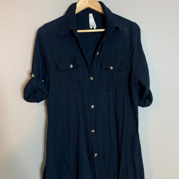 Button Down Top with Tortoiseshell Look Buttons Adjustable Rolled Sleeve Size S - Picture 6 of 6